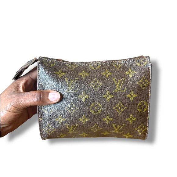 1970s Louis Vuitton Cosmetic Case - Picture 3 of 6
